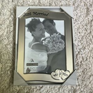 Just married Frame